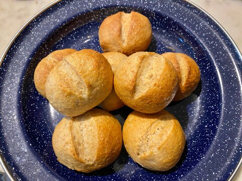 ◆全粒粉と米麹甘酒オートミールで作るプチパン